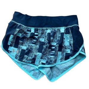 || NEW || Under Armour Blue Checkered Athletic Shorts Women’s Small